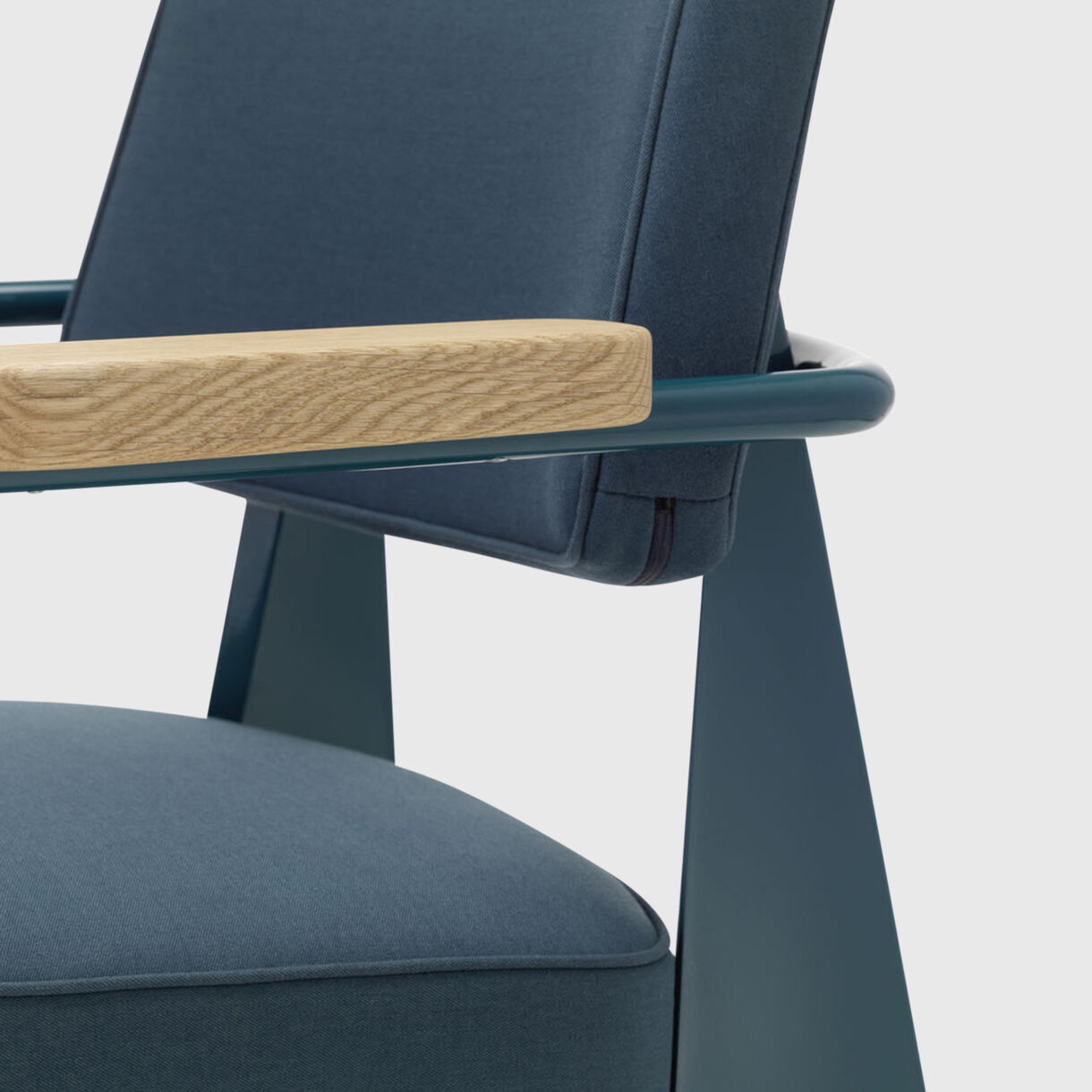 Fauteuil Direction Armchair, Blue Grey, Bleu Dynastie